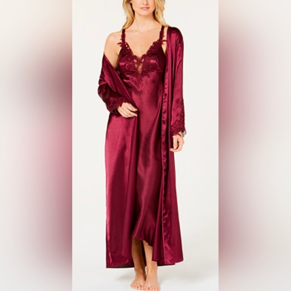 Nwt Flora Nikrooz Stella Satin ROBE And GOWN SET Burgundy Nwt